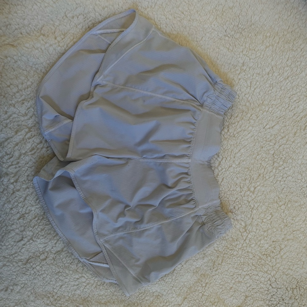 Lulu lemon hotty hot low rise size 8 tall